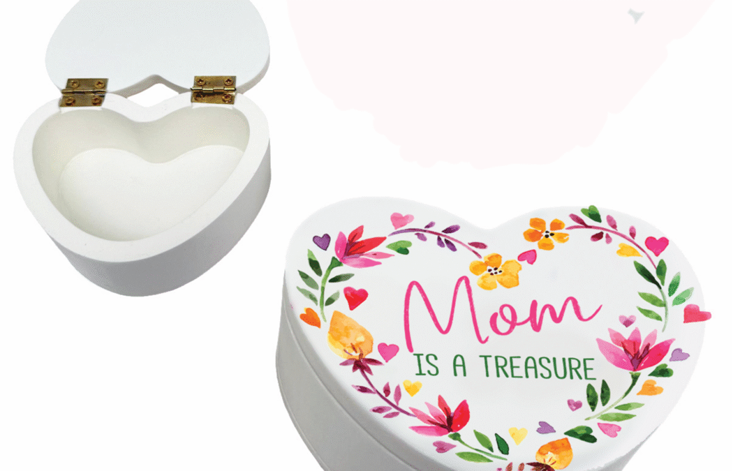 Mom Hinged Trinket / Jewelry Box